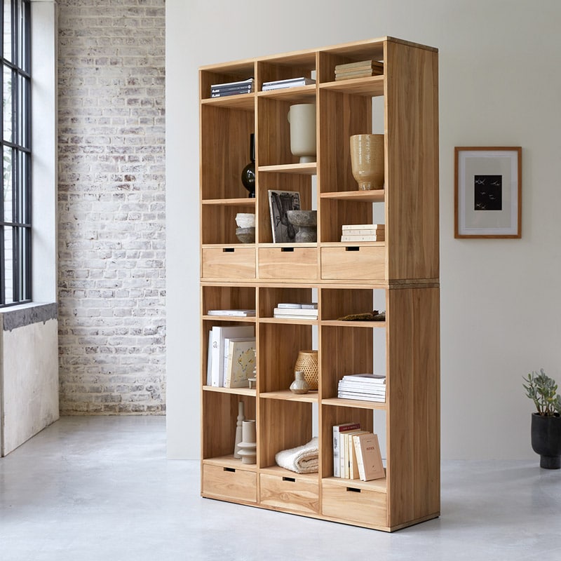 Read more about the article Bücherschrank aus Teak